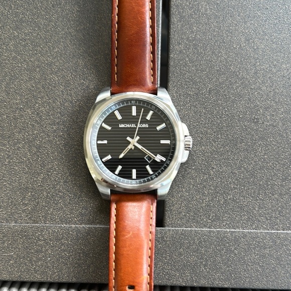 Men's Brown Leather Michael Kors Watch - Picture 2 of 6